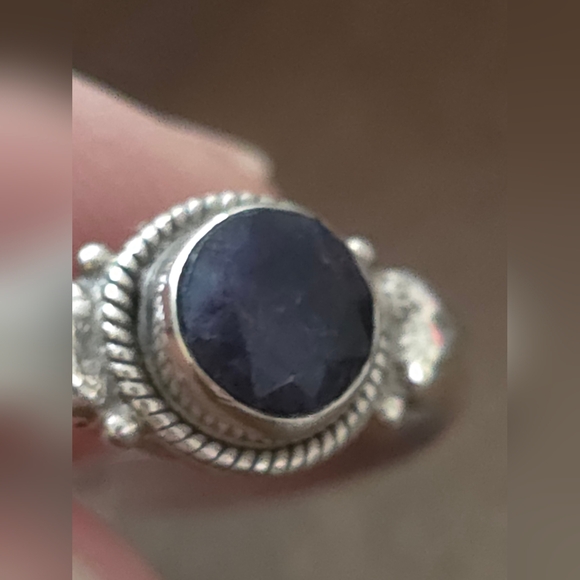 VINTAGE STERLING SILVER SAPPHIRE LADIES RING 2.38 Grams Size 7 - Picture 2 of 7